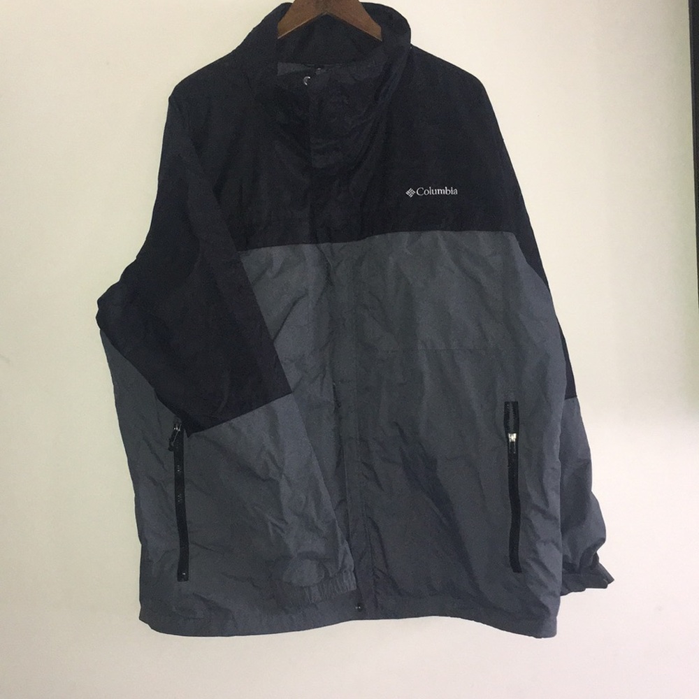 Columbia Windbreaker